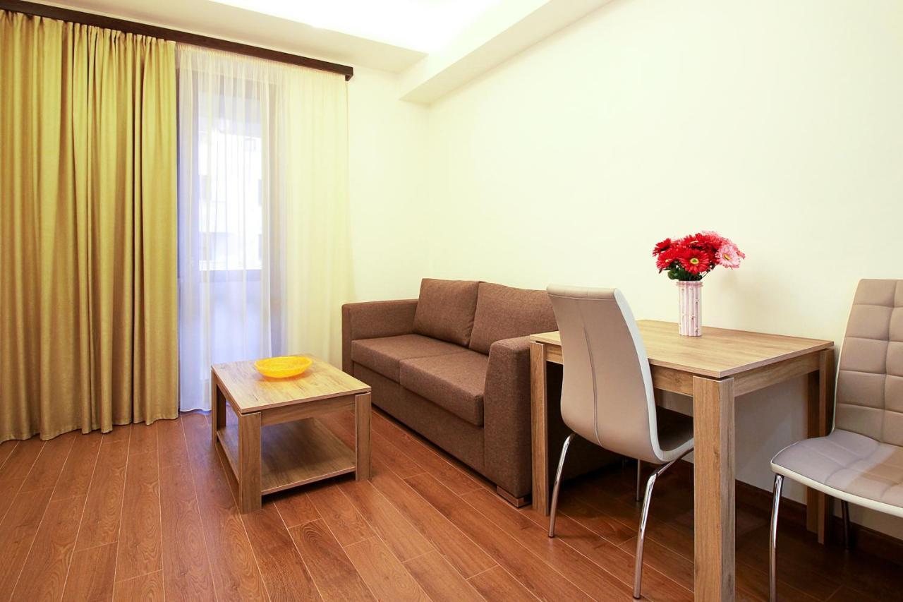 Apartments In Crystal Residence Yerevan Ngoại thất bức ảnh